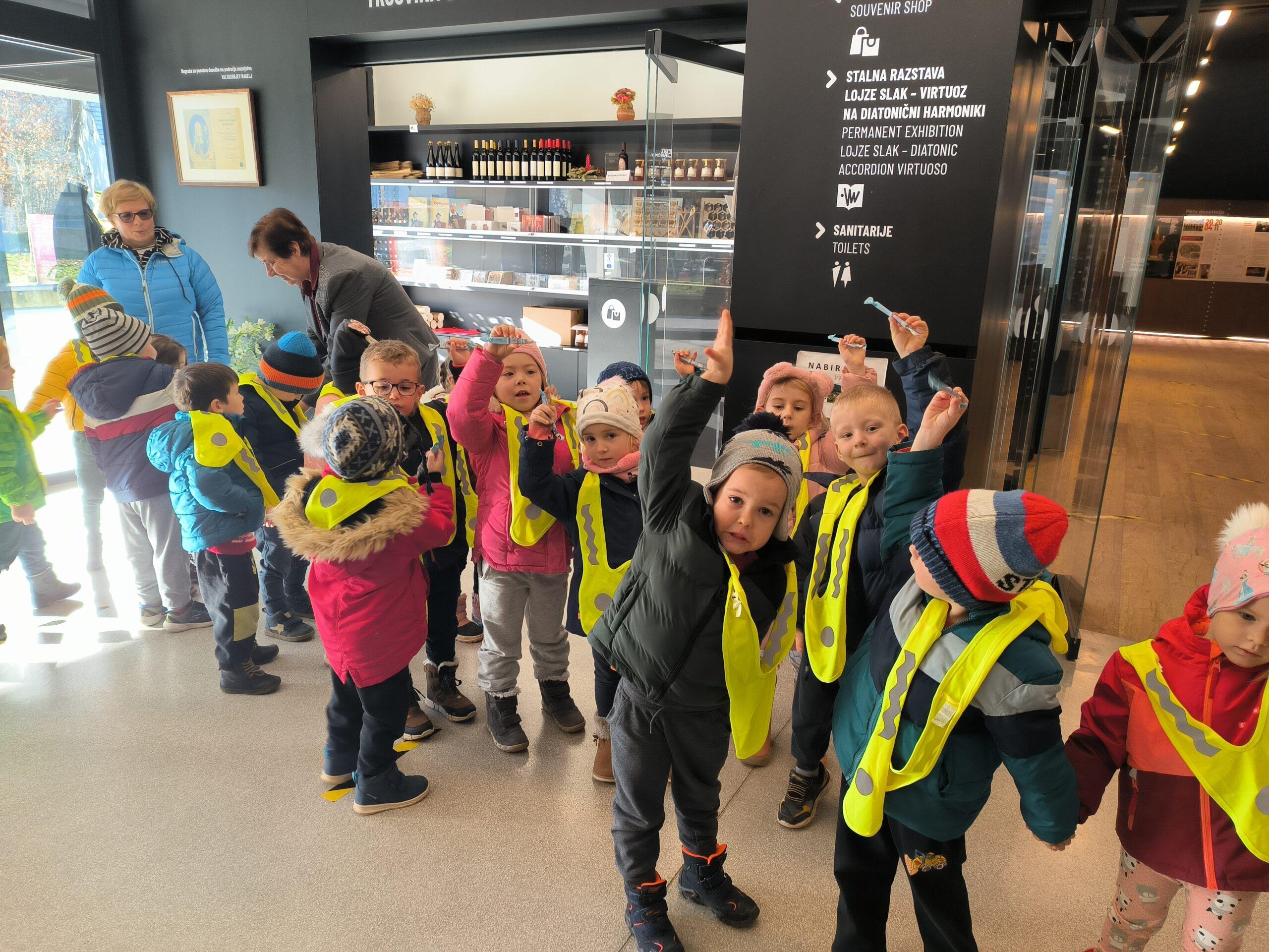 VOŠČILI SO NAM “KROMPIRČKI”